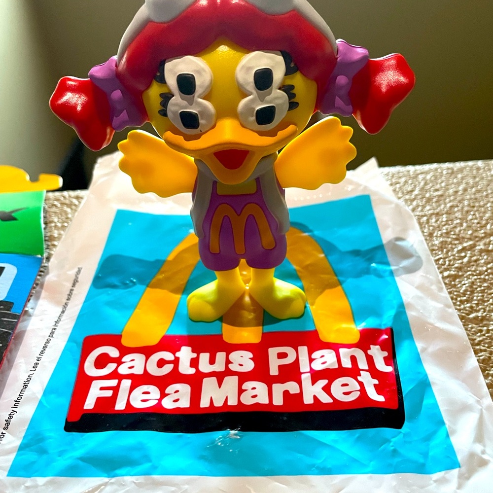 McDonald’s Cactus Plant Flea Market - Birdie toy and box